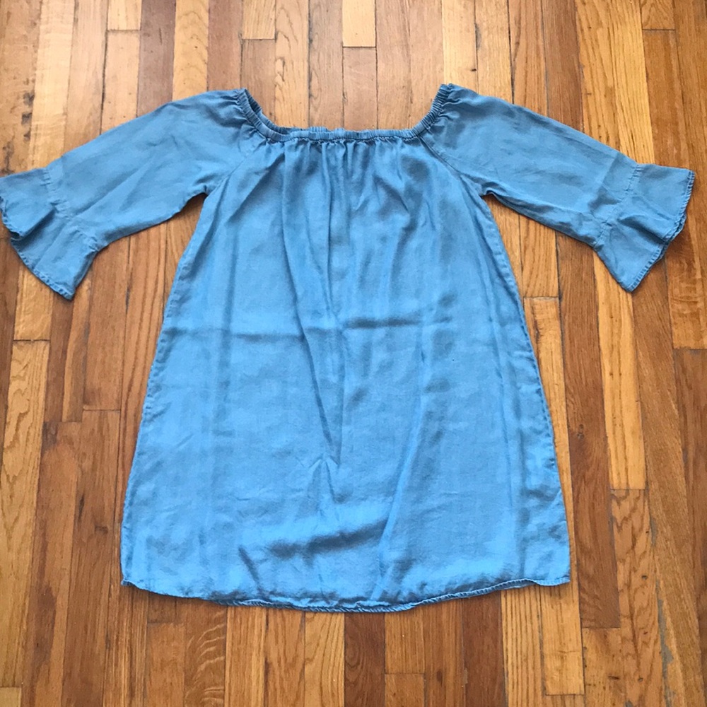 Forever 21 off the shoulder chambray dress